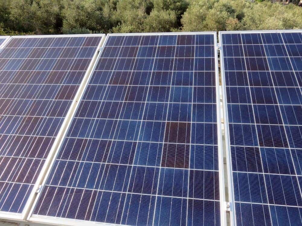 12V Vs. 24V Solar Panel (The Difference)