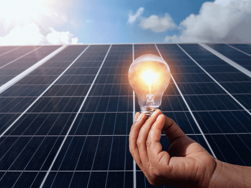 How to Connect Solar Panels to Light Bulbs (Top Tips)