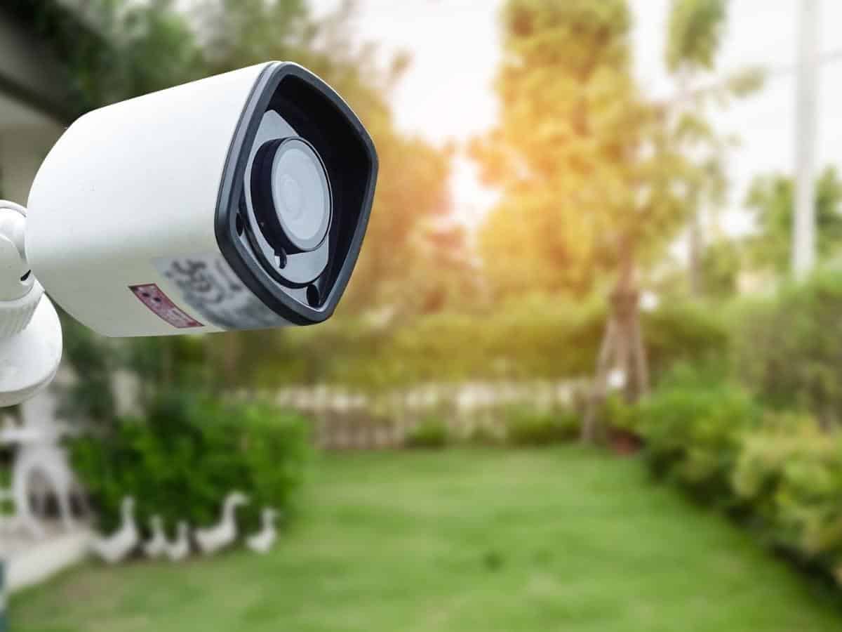 Solar Panel Cameras (Full Guide)