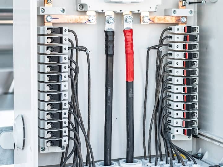 Choosing The Right Wire For Your Solar Array (Use These!)