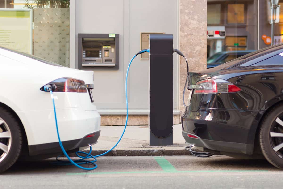 Why Electric Cars Don't Have Solar Panels