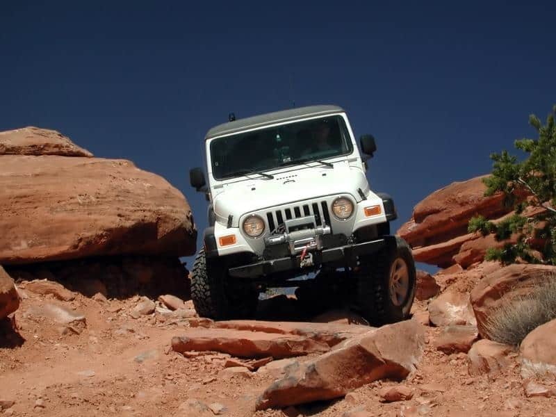 Best Solar Panel For Jeep (Sizing and Power Solutions)