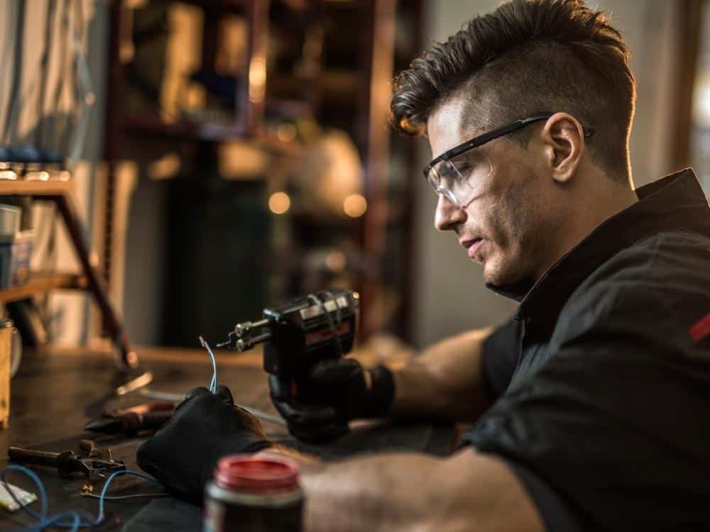 Can You Solder Solar Cable? (Best Solutions)