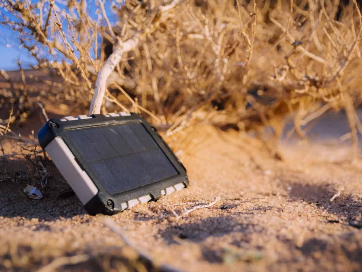 Best Solar Power Banks (Camping + Home For Phones)