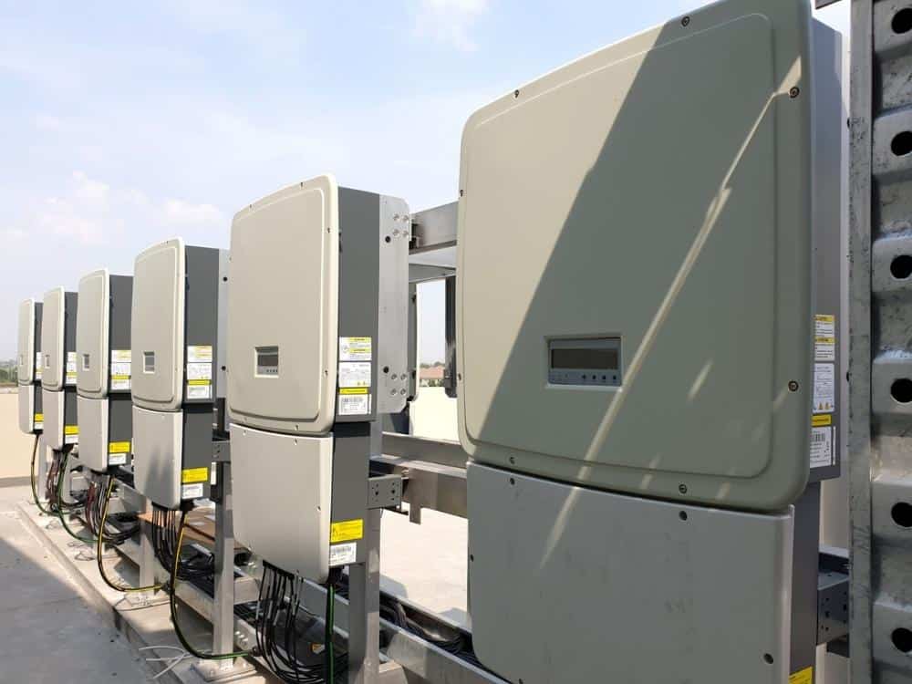 Types Of Solar Inverters (String - Power - Micro)