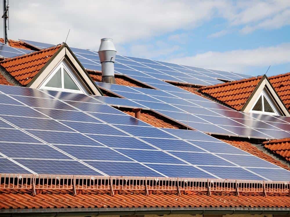 Solar Panel Cost Per Sq Foot (1000 to 3000 sq. ft)