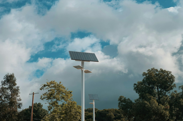 Do Solar Lights Need Direct Sunlight to Work?