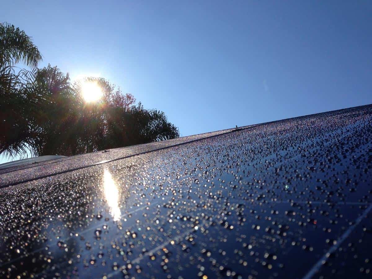 Does Solar Panels Work During Rain