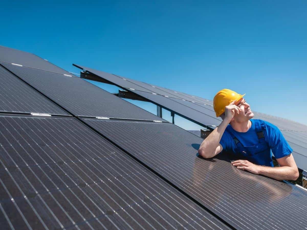 solar-panels-absorbing-heat-pros-and-cons-solar-panel-installation